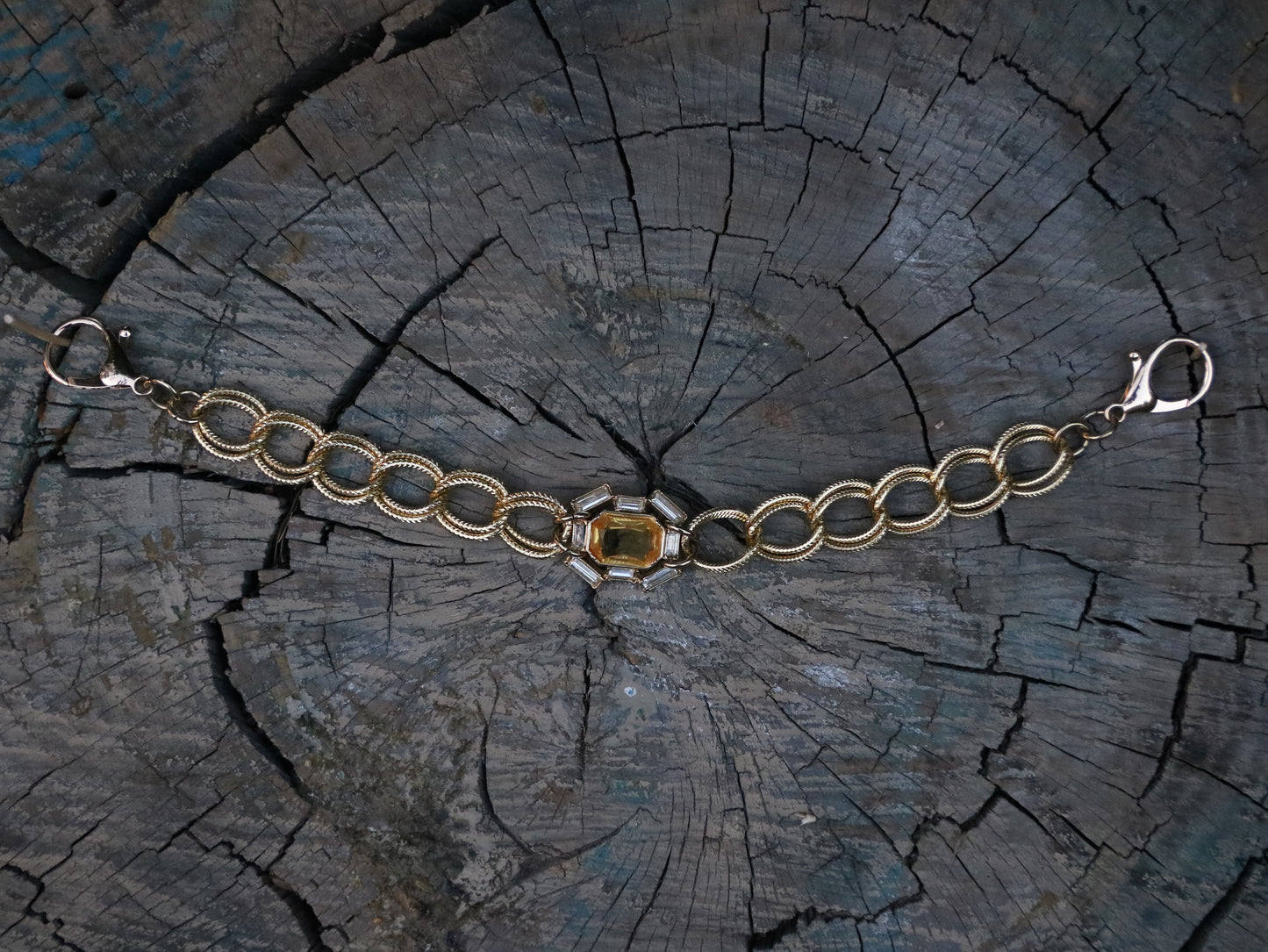 Honey Halo Tramp Stamp Pocket Chain