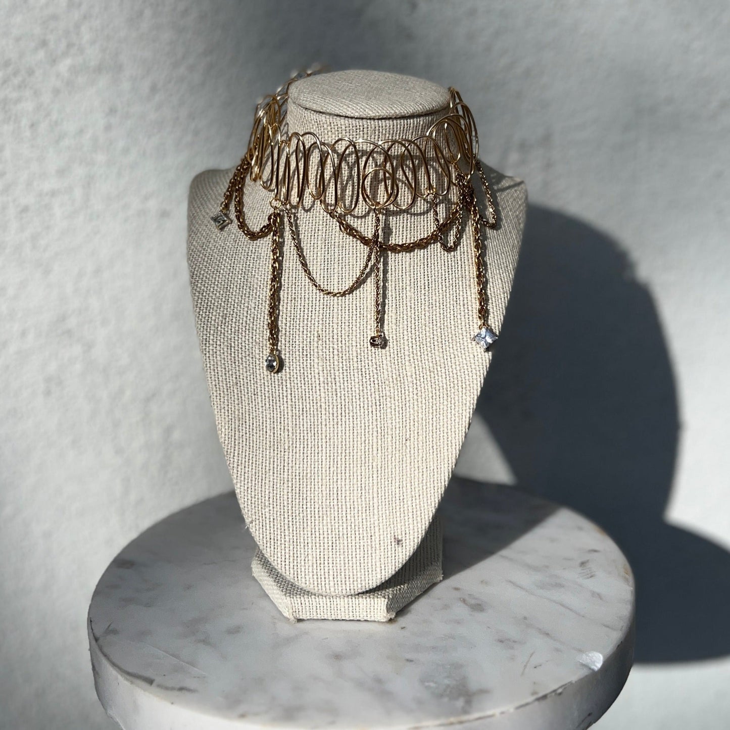 Teardrop Wire Choker