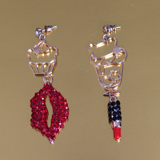 Cake Lip Earrings
