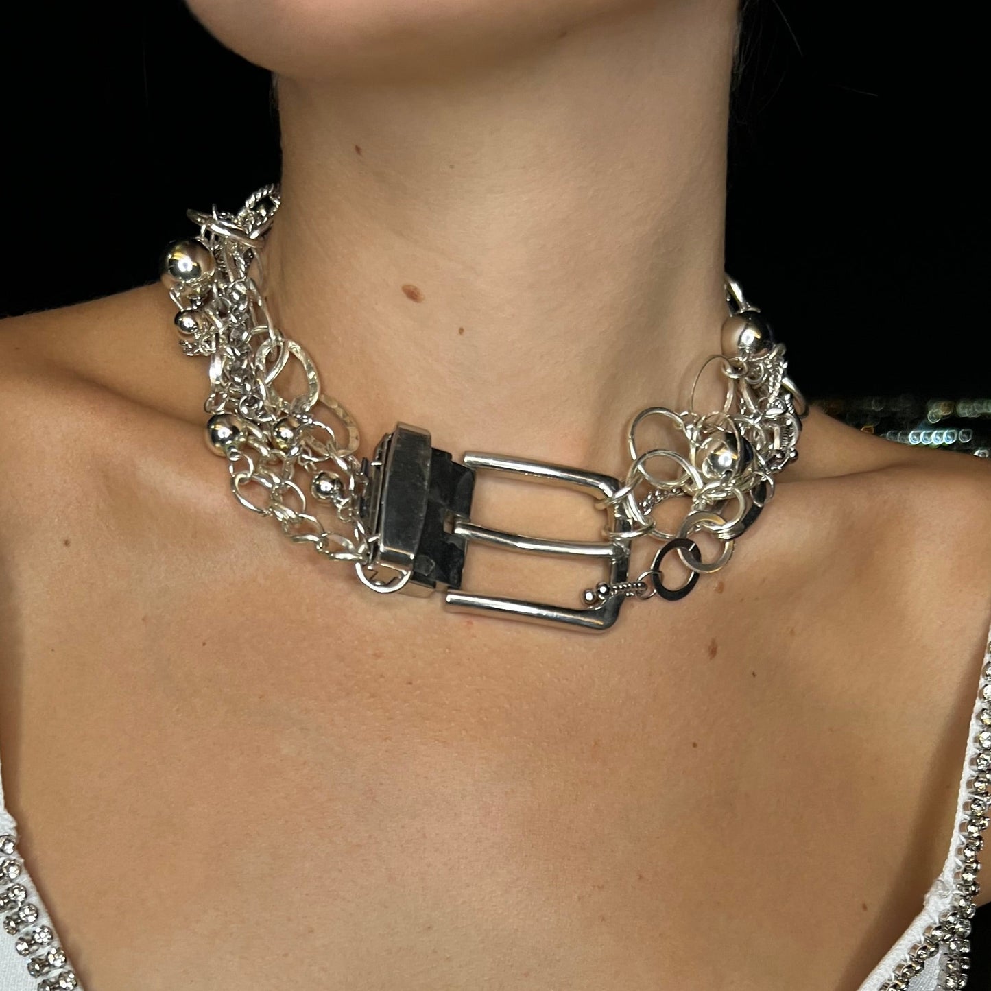 Bubble Buttckle Choker